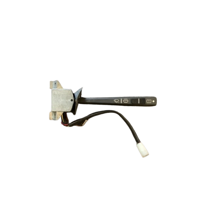 "Wiper Washer BL" er din ultimative løsning til et klart og uhindret udsyn under kørslen. Denne højtydende sprinklervæske fjerner ubesværet snavs, skidt og insektstænk fra din forrude og giver en stribefri finish. Dens unikke formel er