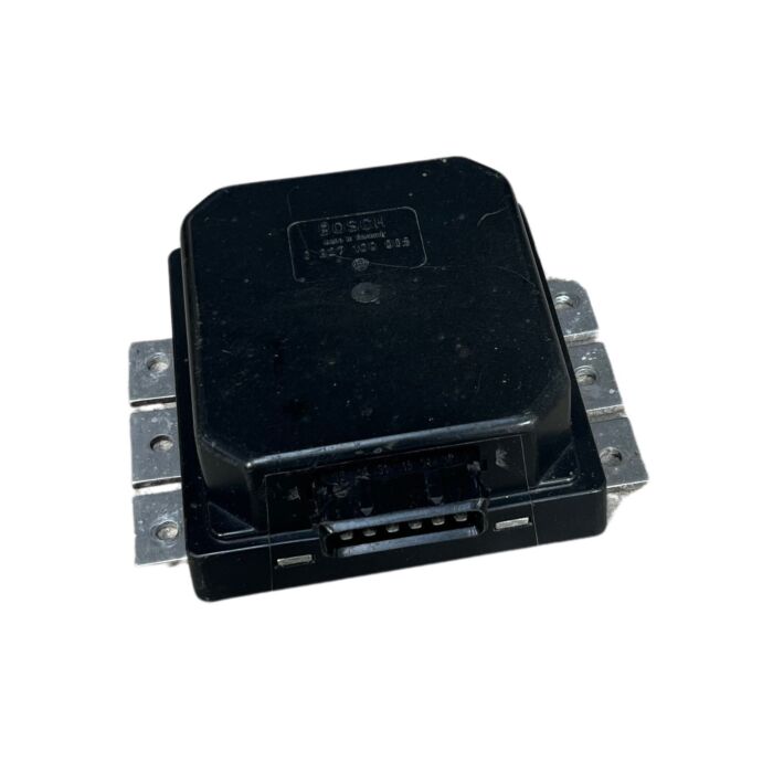 Volvo Ontstekingsmodule B21E+B23E Let op: RUIL statiegeld � 100.00 1269118 Volvo onderdeel nr 0227100005R
