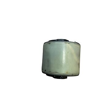 Silentbloc achteras onderste 700-900 multilink