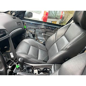 Volvo V70 Forsæder og bagsæde i læder, mørkegrå læderinteriør