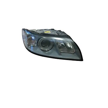 volvo Koplamp rechts Volvo V50 1.6D Kinetic (’04-’12) onderdeel nummer 30698886U (gebruikt)